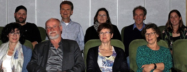 Der Vorstand, ausnahmsweise in der Log...ch, Waltraud Rttele, Katharina Walter  | Foto: Cremer