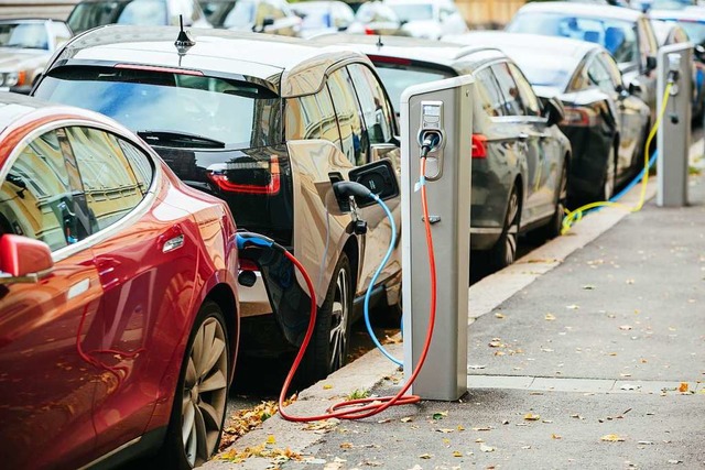 Die Zahl der Elektroautos wchst.  | Foto: J&amp;K (Stock.Adobe.com)