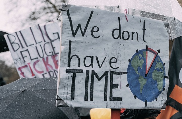 Klimaschutz bewegt Schler bei Demonst...n in der Fastenzeit, wie in der March.  | Foto: Stefan Hipp