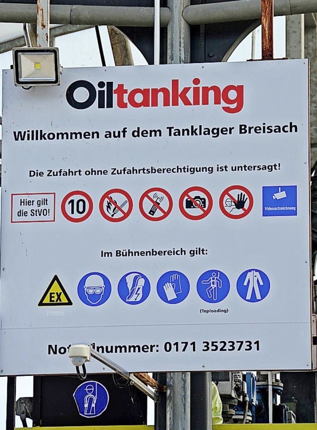In diesem Jahr  wird die Firma Oiltanking das  Gelnde in Breisach rumen.   | Foto: Archiv:Zink
