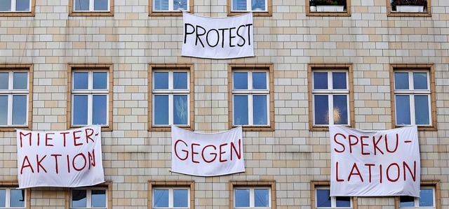 Protest ist das traditionelle Mittel &...Verstaatlichung von Wohnungen geredet.  | Foto:  dpa