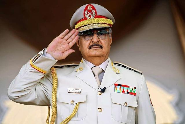 Chalifa Haftar: Ein neuer Gaddafi in Libyen?