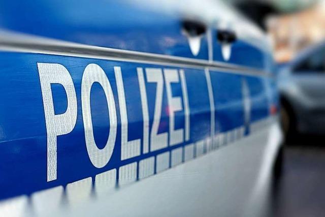 Auto erfasst Spaziergnger bei Riegel – Fahrer begeht Unfallflucht