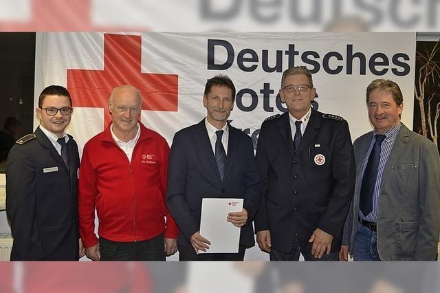 Neues Fahrzeug fr das Rote Kreuz in Breisach