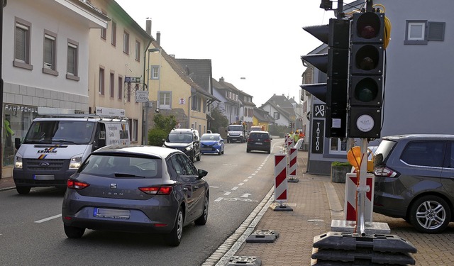 Whrend der  Bauarbeiten zum  Breitban...d den Verkehr in der Markgrafenstrae.  | Foto: ingrid Bhm-Jacob