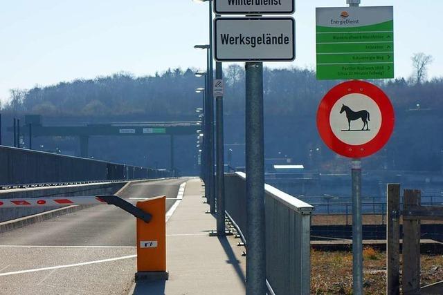Der Kraftwerksteg in Rheinfelden ist für Pferde tabu