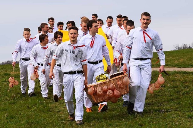 Am Ostermontag werden wieder die &#822...oodere die Eier in Eichen verteidigen.  | Foto: Stefan Ammann