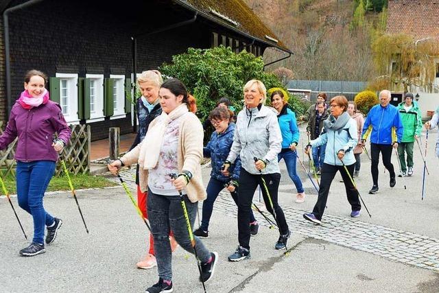 Bekannte Nordic-Walking-Expertin gibt Kurs im Hofgut Himmelreich