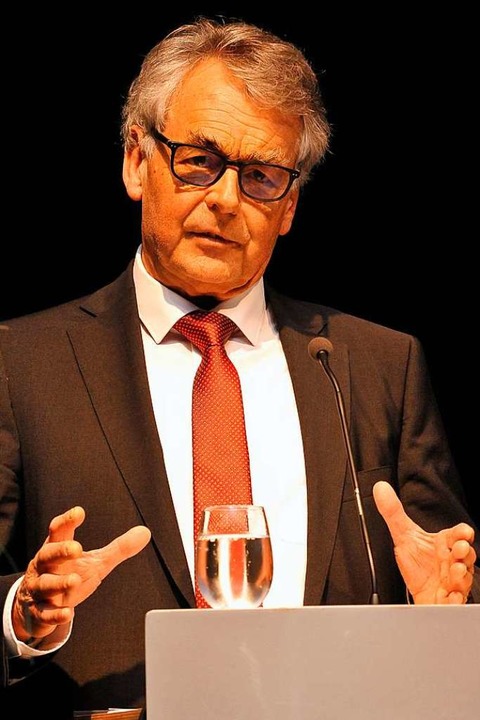 Kmpft unverdrossen fr die Eigenstnd...tandsvorsitzende der Volksbank Staufen  | Foto: Hans-Peter Mller