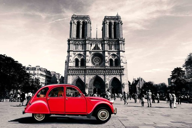 Einen solchen Anblick werden die Paris...denn bald wird Notre-Dame eingerstet.  | Foto: jotily