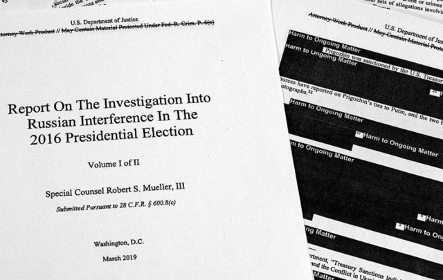 Der Mueller-Bericht &#8211; einige Passagen sind unkenntlich gemacht.  | Foto: dpa