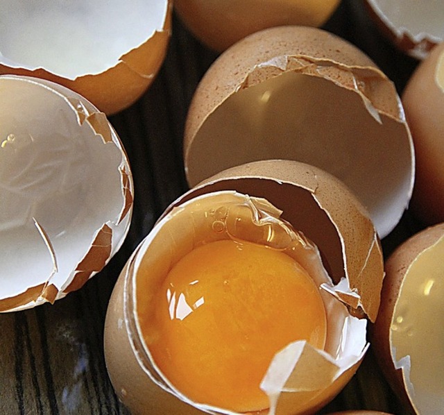 Am Ostermontag gingen viele Eier zu Bruch.   | Foto: Marc Tirl (DPA)