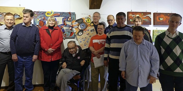 Gruppenbild im Alten Schloss: Kulturam...ausstellung &#8222;Augenblicke&#8220;   | Foto: Roswitha Frey