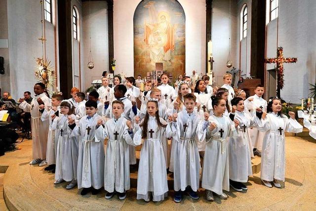 525 Mdchen und Jungen feiern in Freiburg dieses Jahr ihre Erstkommunion
