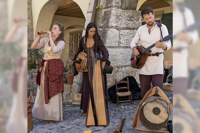 Urtmliche Lieder und heidnische Sagengeschichten mit der Formation Jensyts in der Kultschr in Laufenburg/Schweiz.