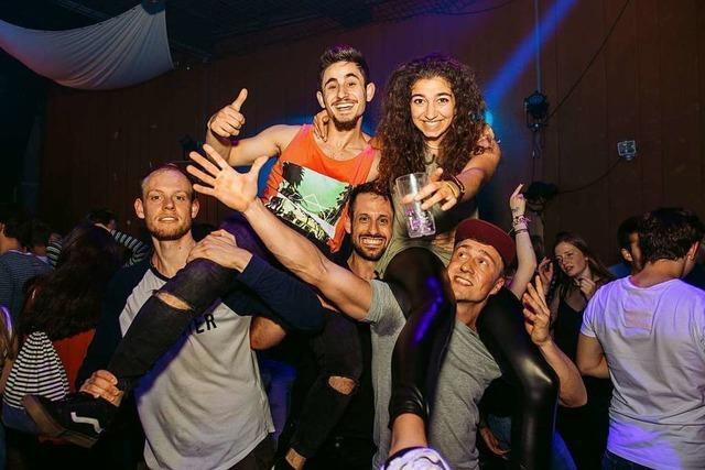 Fotos: Beerpong und Tanz bei der My-May-Party im Freiburger T.I.K.