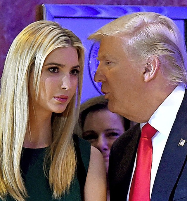 Klagen gemeinsam: Donald Trump mit Tochter Ivanka   | Foto: AFP