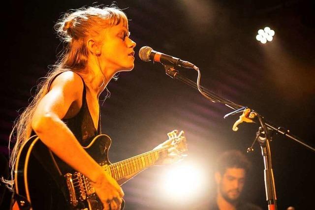 Fotos: Singer-Songwriterin Alice Phoebe Lou im Jazzhaus