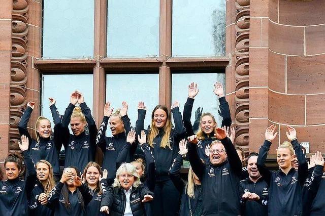 Wie war's beim... Empfang der SC-Frauen im Freiburger Rathaus?