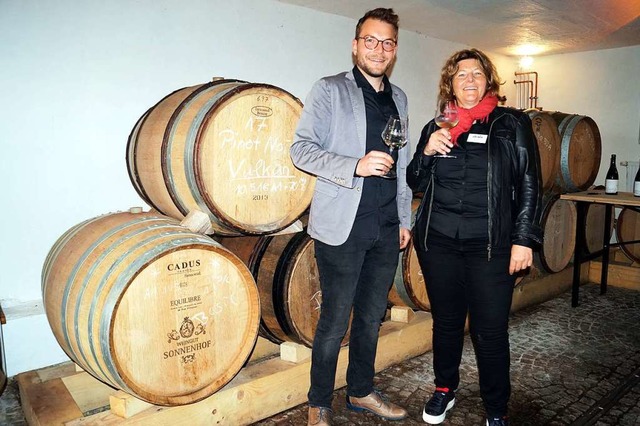 Weinmacher und Firmengrnder Maximilia...d Assistentin Perpetua Karle-Greiner.   | Foto: Privat/Silke Hartenstein