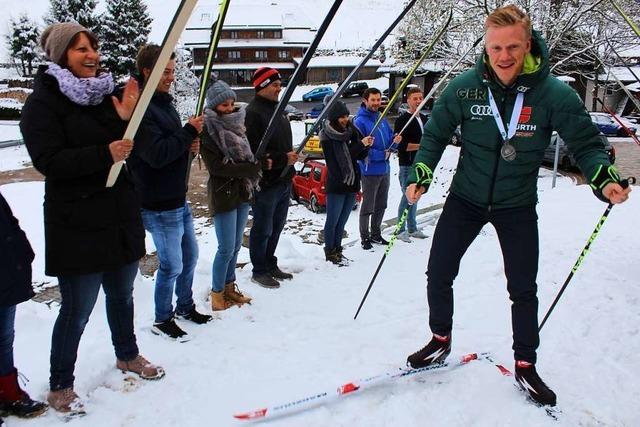 Biathlon-Vizeweltmeister Roman Rees wird in Hofsgrund gefeiert