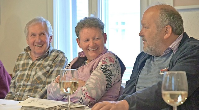 Beim Verzellowe im Anwesen Leonhardt gab es viel zu lachen.  | Foto: Benedikt Sommer