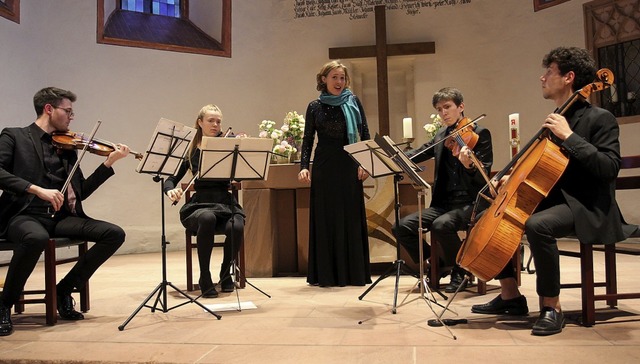 Das Cobani-Quartett und die Sopranisti...geisterten in der Nimburger Bergkirche  | Foto: Dagmar Barber