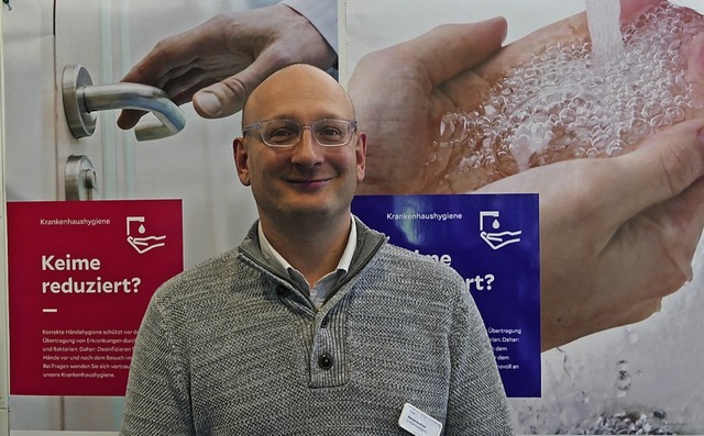 Hygiene-Experte Marcus Kaufhold erklr...ltig pflegen sollte und wie das geht.  | Foto: Jannik Pfister