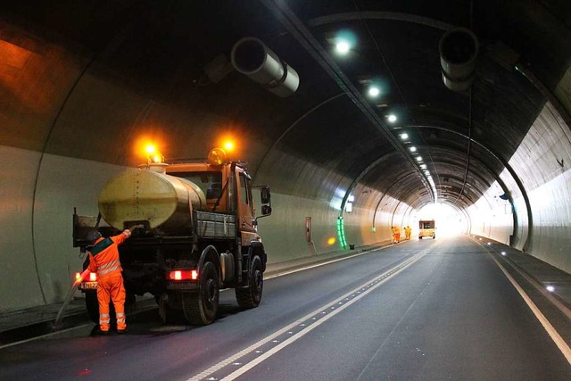 Wartungsarbeiten im Hugenwaldtunnel.  | Foto: Ulrich Spitzmller (Landratsamt Emmendingen)
