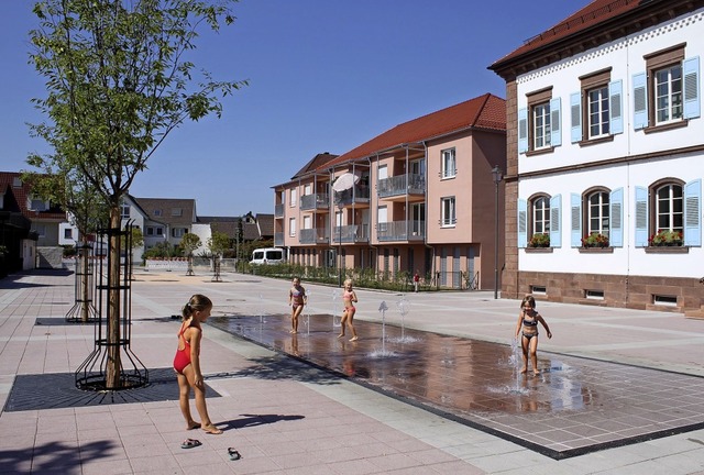 Der Rathausplatz war im heien Sommer ...manche Anwohner aber ihre Kmmernisse.  | Foto: Gemeinde Ringsheim