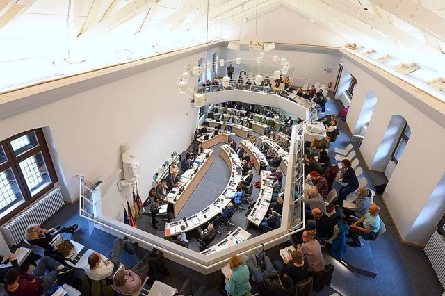 Die Sitzungen machen nur einen Teil der Arbeit eines Stadtrats aus.  | Foto: Ingo Schneider