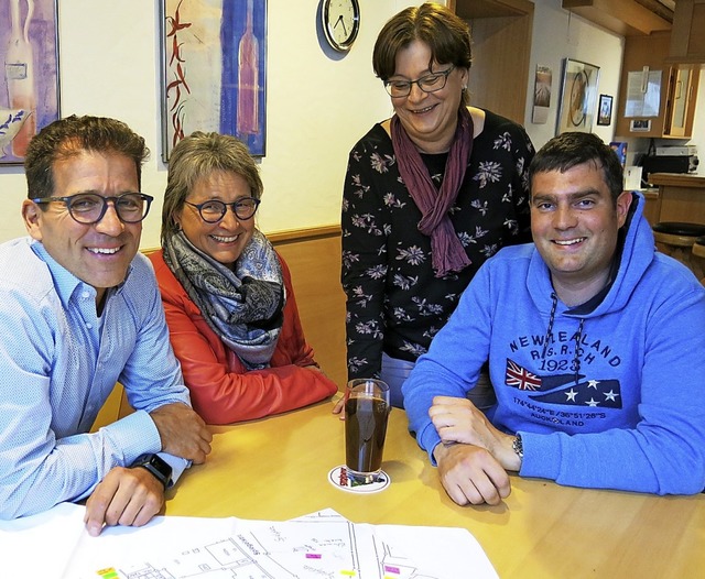 Laune verbreiten die Organisatoren des...e, Susanne Spachholz und Martin Kech.   | Foto: Erhard Morath