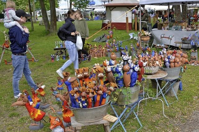 Tpfermarkt auf dem Breisacher Weinfestgelnde