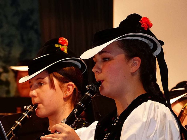 Mit groer Konzentration musizierten die Klarinettistinnen.   | Foto: Annette Preuss