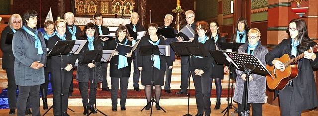 Lieder und Texte, die von Mut und Vert...nntag in der katholischen Pfarrkirche.  | Foto: Martha Weishaar