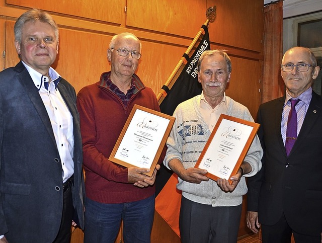 Ehrungen fr 50 Jahre Mitgliedschaft b...mann, Edmund Bernhard und Gnter Saar.  | Foto: Roland Vitt