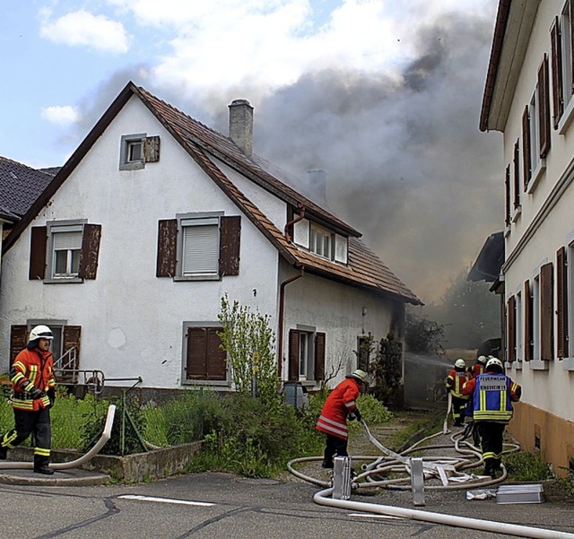 Rauch zog durch Ringsheim.  | Foto: Adelbert Mutz