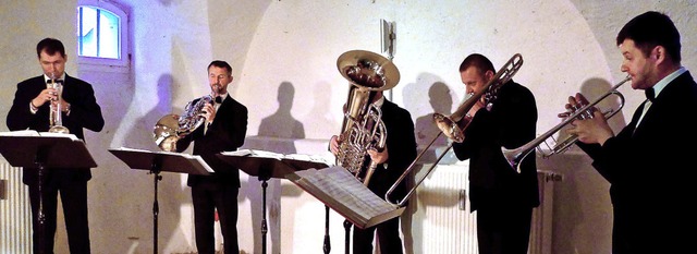 Die Blserformation Brass Quintett Aca...ew begeisterte mit groer Virtuositt.  | Foto: Ute Schler