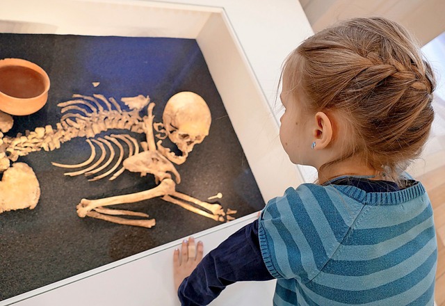 Ganz schn alt:  Skelett eines Mannes   | Foto: Silke Kohlmann