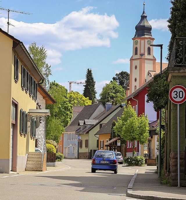 Die Orschweirerstrae in Altdorf soll mit meh Grn schner gestaltet werden  | Foto: DEcoux-Kone