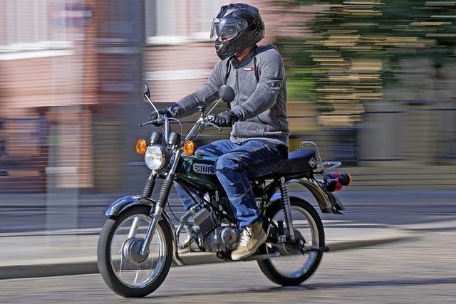 Schon mit 15 Moped fahren