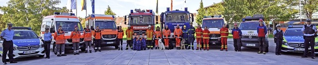 Alle Rettungsorganisationen aus dem Ho...nntag beim Blaulichttag in Lffingen.   | Foto: Thomas Bertleff