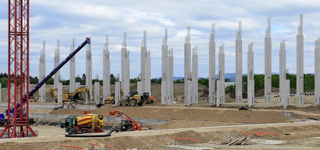 Grnes Licht vom Gericht: Das im Bau b...die Hhe wachsen &#8211; ganz legal.    | Foto: Ingo Schneider