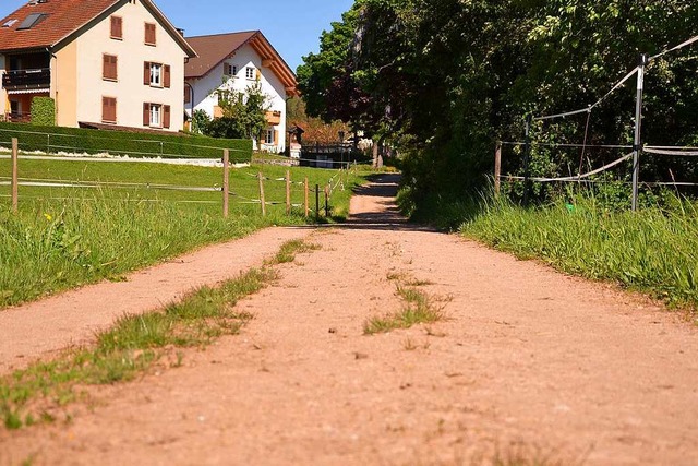 Dieser Wirtschaftsweg wrde zu der ein...22;Im Habiken&#8220; realisiert wird.   | Foto: Erika Bader