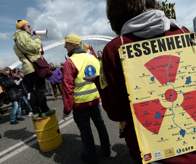 Deutsch-franzsische Demonstration geg...tastrophe von Tschernobyl im Mai 2016.  | Foto:  AFP