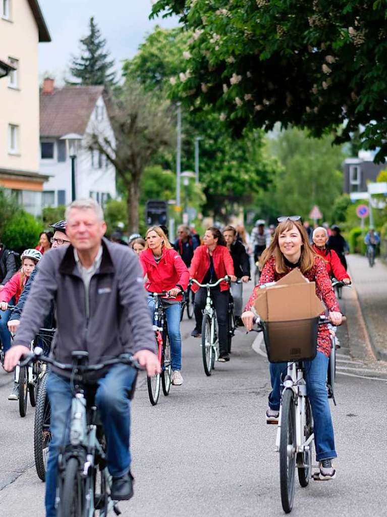 Die Erwartungen der Veranstalter wurden noch bertroffen: Zur ersten Fahrraddemo der 