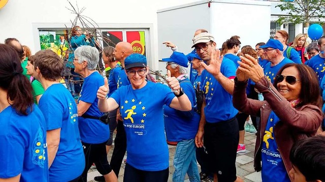 Teilnehmer des Run for Europe wollen ein Zeichen fr Europa setzen.  | Foto: Run for Europe