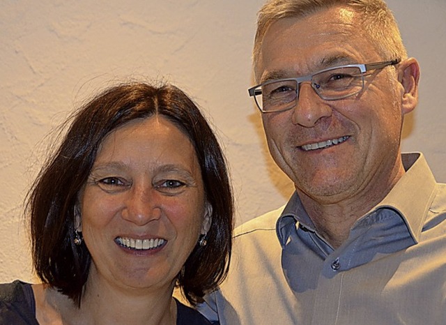Birgit und Uwe Kaiser wurden fr 25-jhrige Mitgliedschaft ausgezeichnet.   | Foto: Christiane Sahli