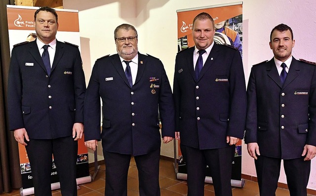 Der neue Kreisjugendfeuerwehrwart Raph...el (links) und  Michael Goos (rechts)   | Foto: Wolfgang Knstle