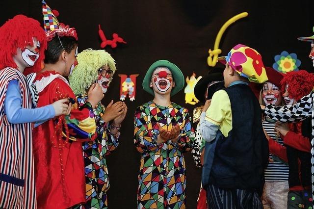 Bizelli-Clowns rocken die Bhne